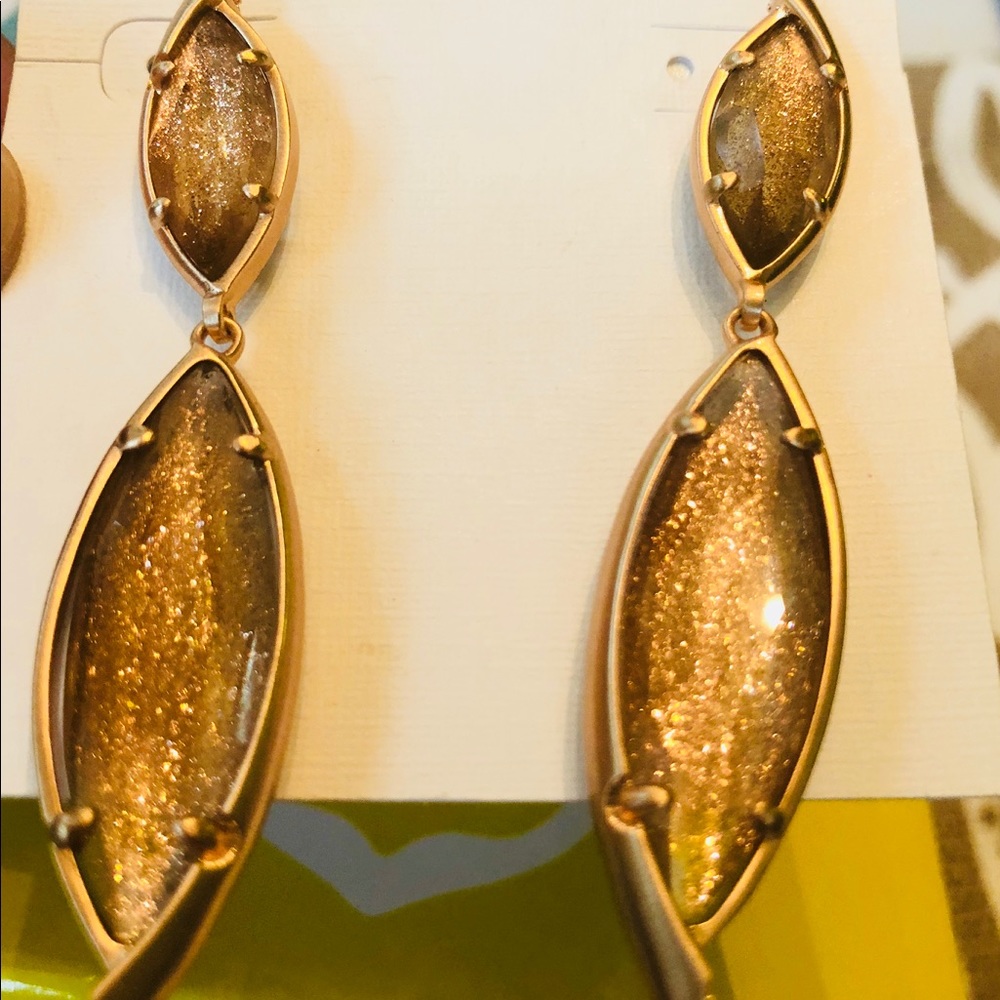 ON SALE! NWT Kendra Scott Maisey Earrings Gold Dus - Picture 4 of 8